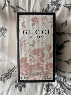 Women perfume