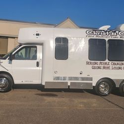 Mobile barbershop/salon