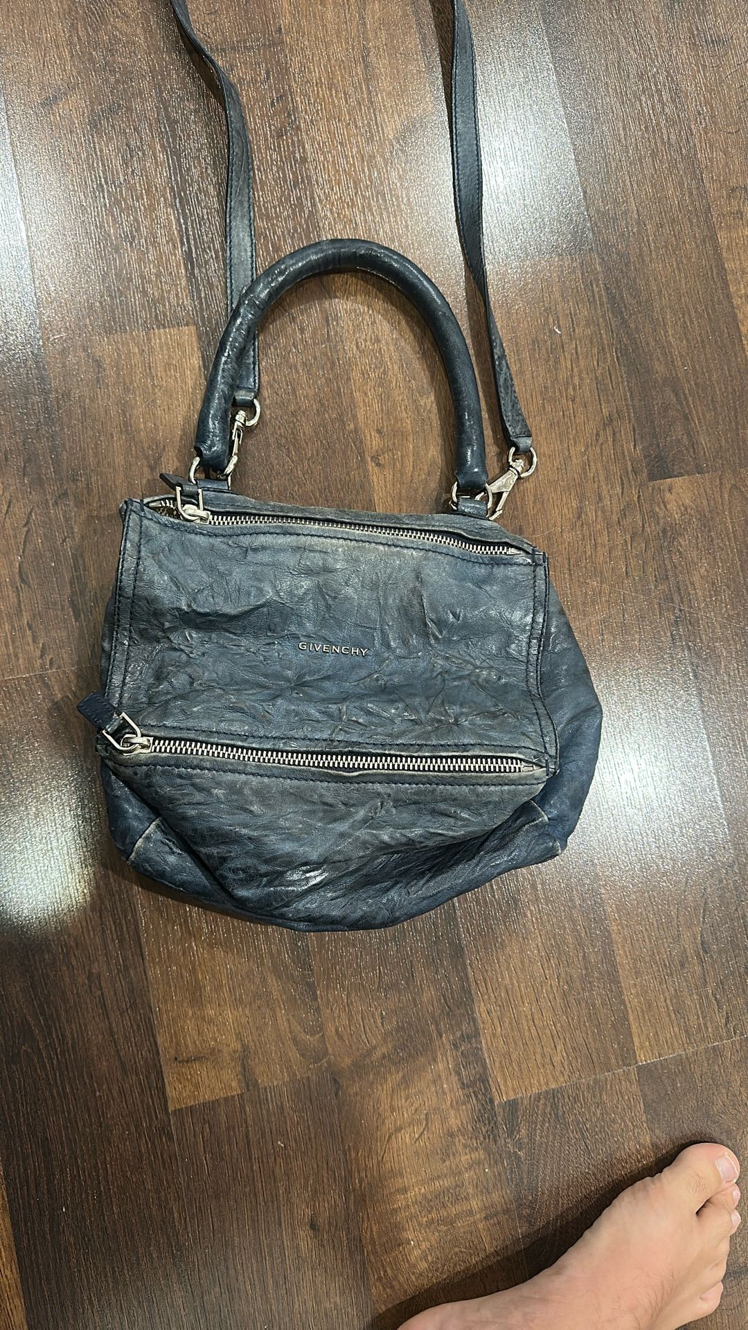 Givenchy Leather Handbag – Classic Design, Distressed Finish