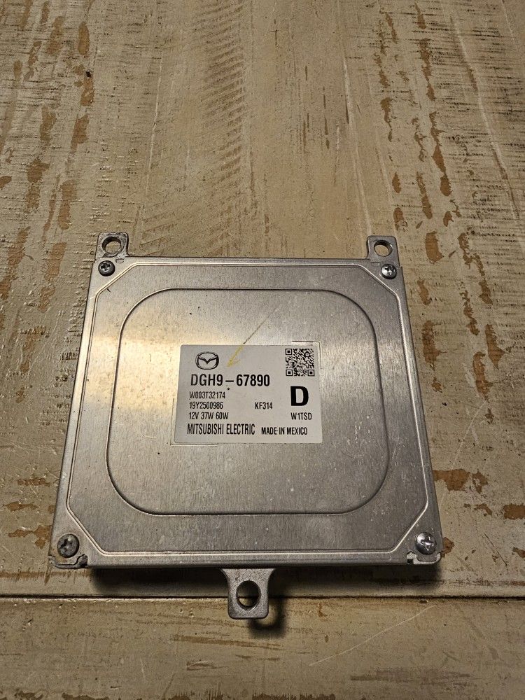 2020-2022 Mazda CX-30 Headlight Module