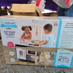 Play Kitchen
