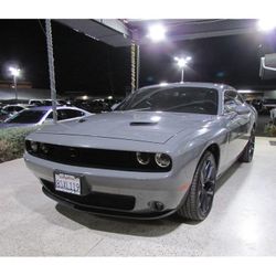 2019 Dodge Challenger SXT Coupe