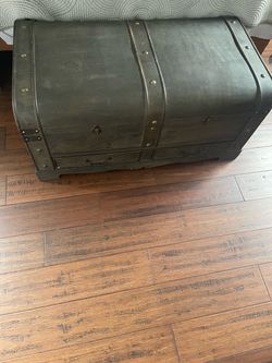Vintage Wooden Storage Trunk with Drawers