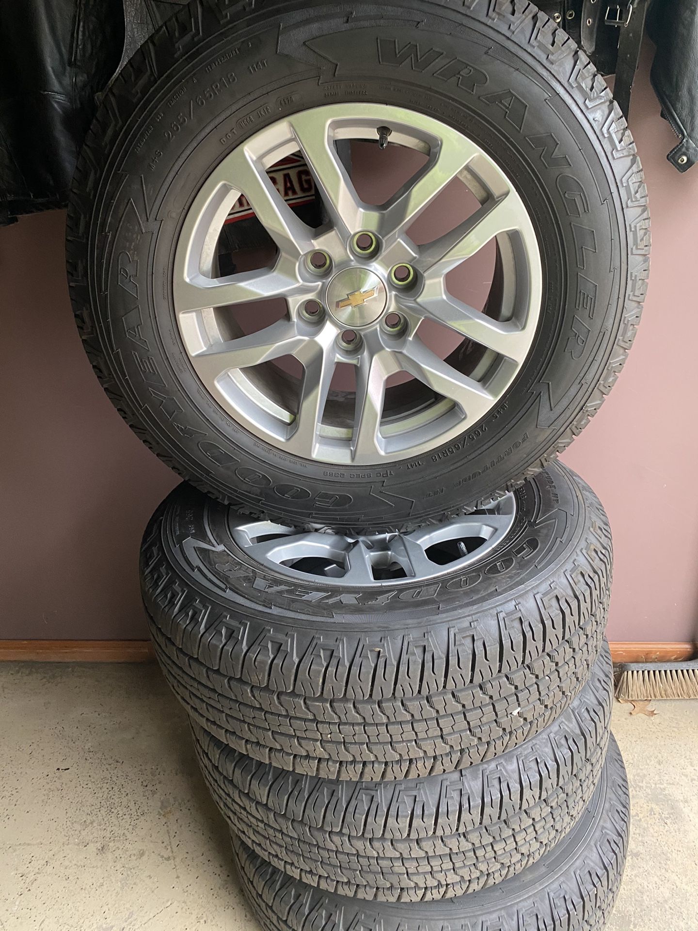 Brand New Stock 18" Chevy Silverado Wheels And Tires