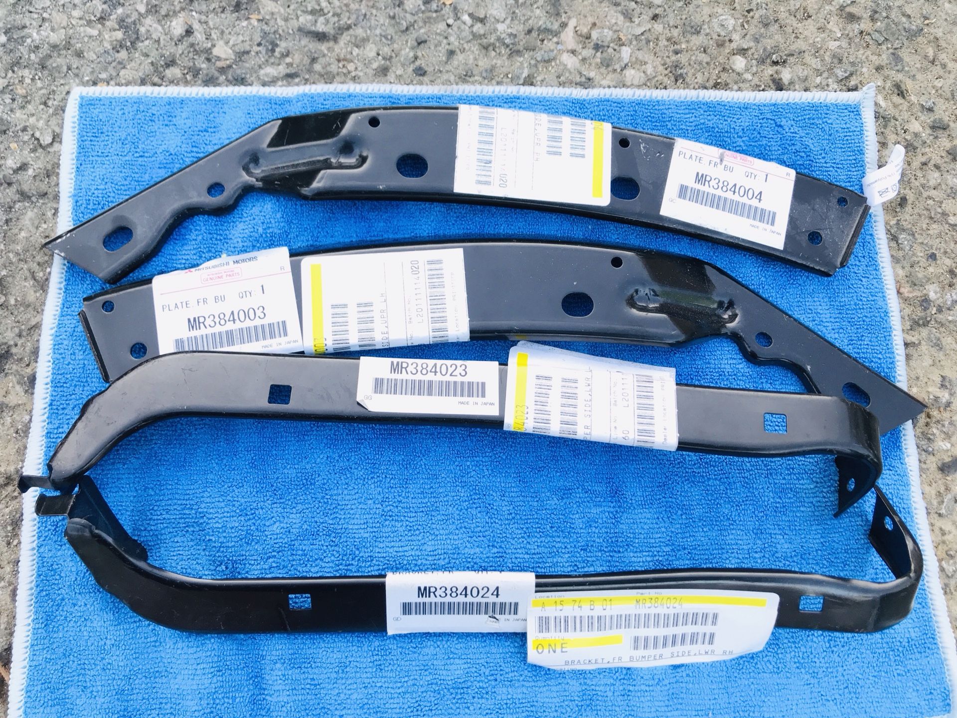 1994-1999 Front Bumper Brackets Mitsubishi 3000GT