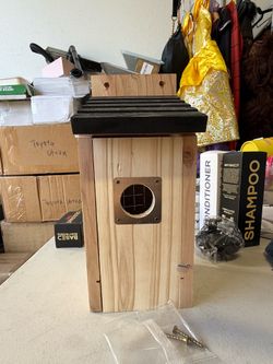 Weatherproof Wooden Bird House Incubation Box