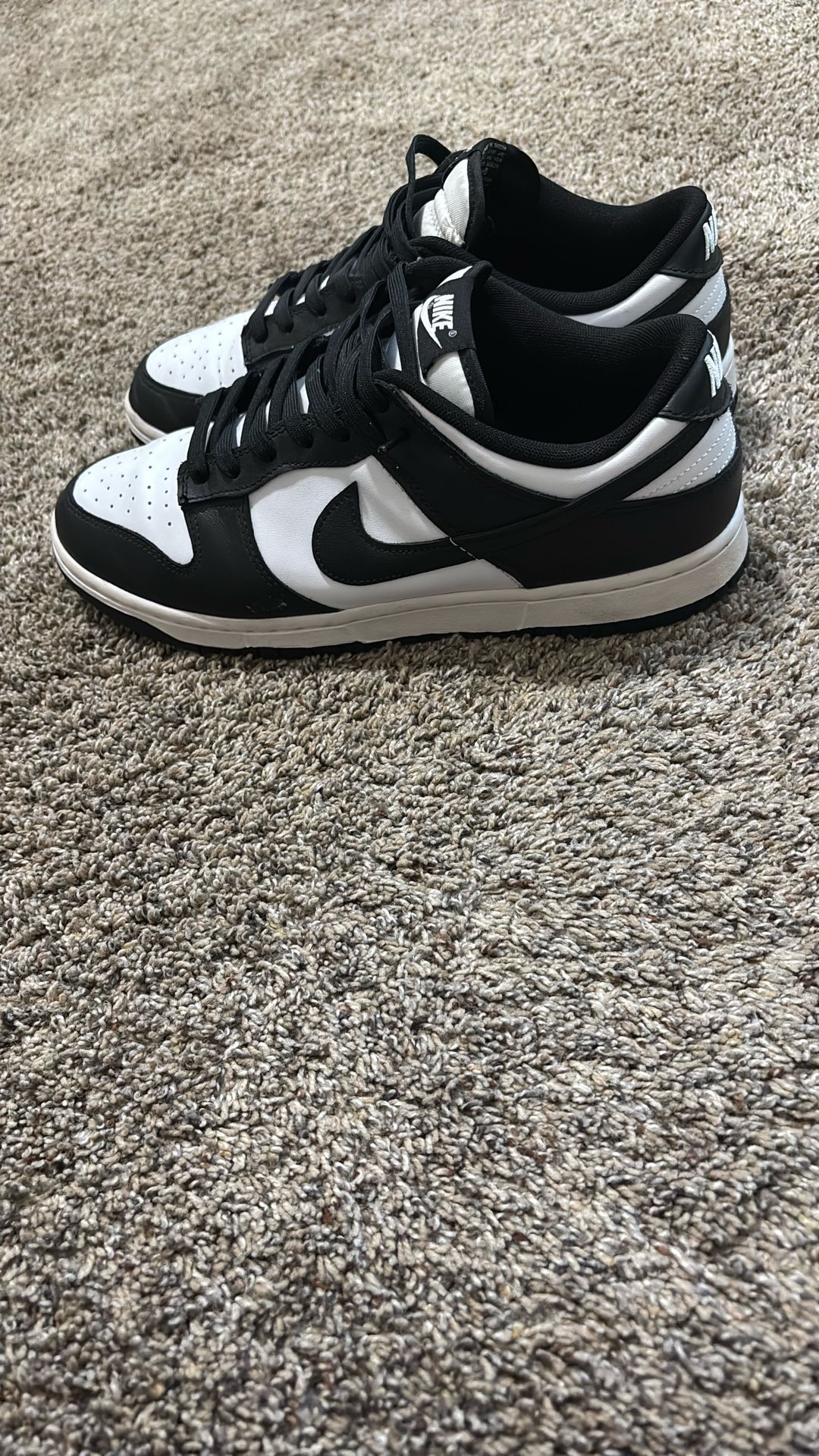 Nike Panda Dunks