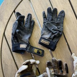 batting gloves