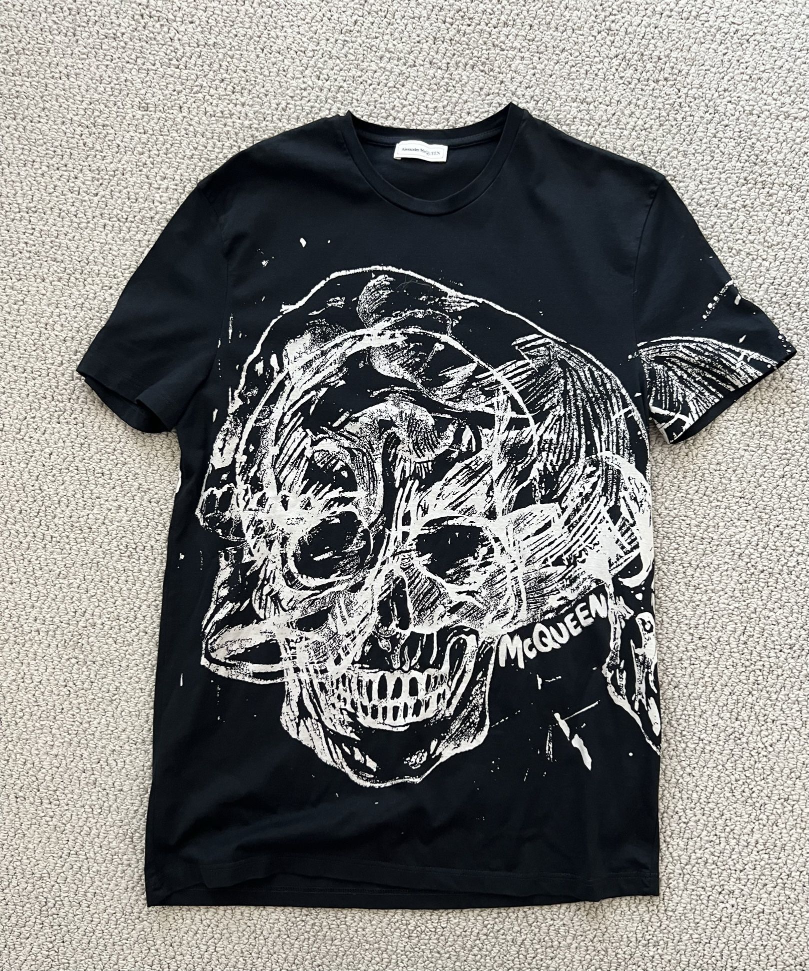 Alexander McQueen Skulls tee Size medium 