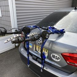 Thule 910XL Trunk Mount Bike Rack For 2 Bikes for Sale in Toms River NJ OfferUp