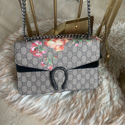 Crossbody 