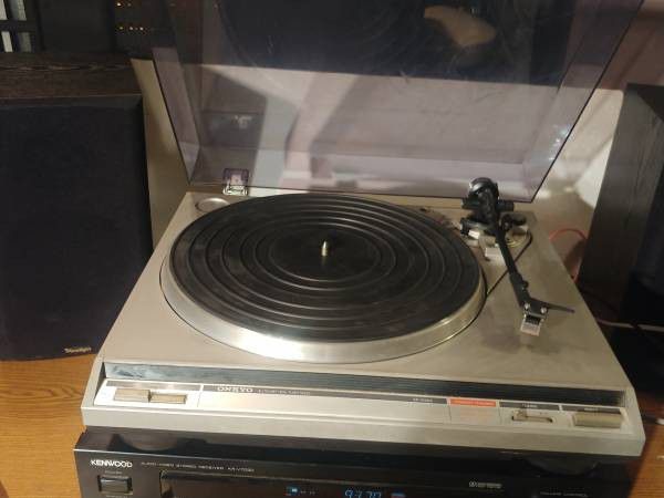 Vintage Onkyo CP-1026A Turntable