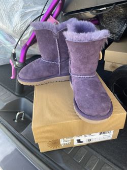 Uggs Size 9