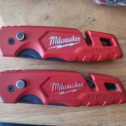 Milwaukee Fast Back Box Tools 