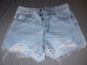 Cute Wild Fable Jean shorts Sz 6 Check out my others