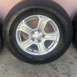 Jeep 245/75R17