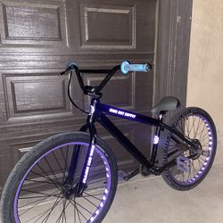 Maniacc flyer read description