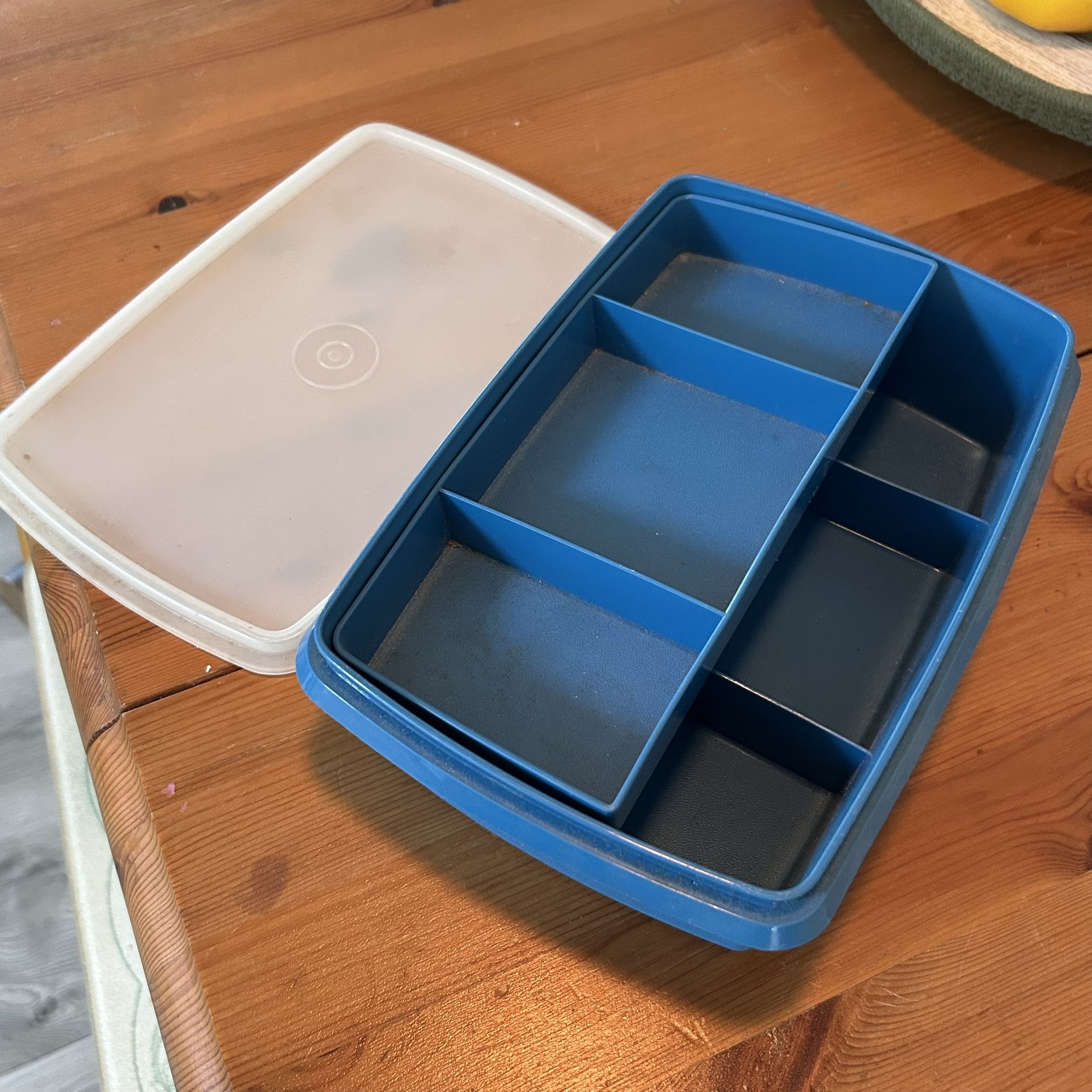 Tupperware Stow N Go