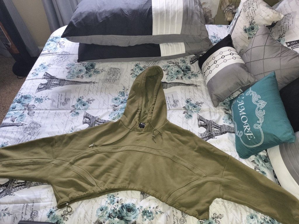 Beyonce Ivy Park Adidas Collab Cropped Hoodie