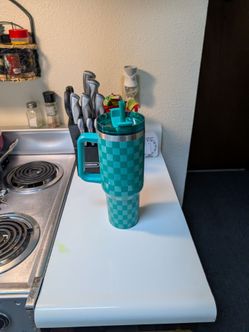 Teal Checkered Tumbler with Handle and Straw