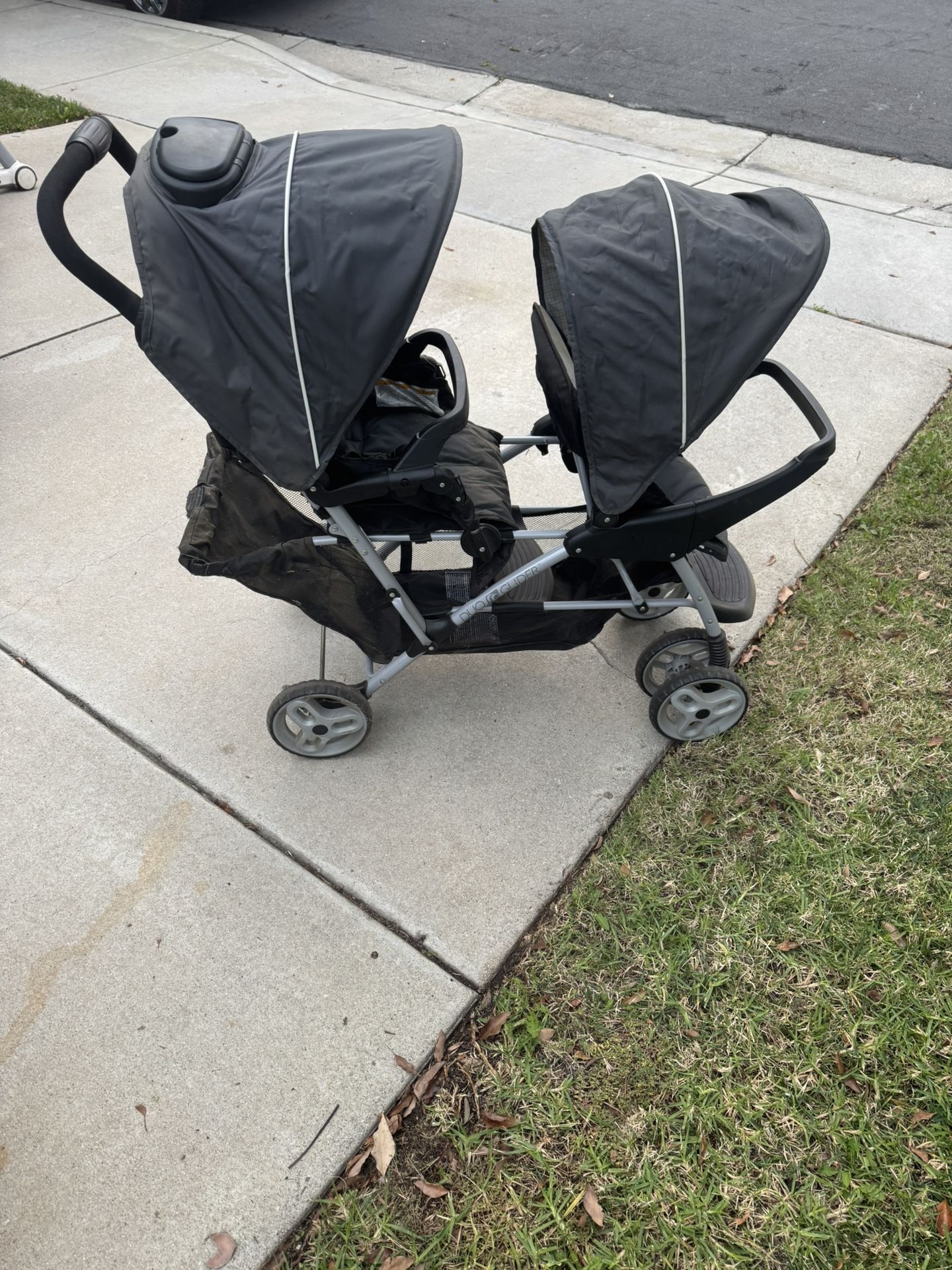 Double Stroller & Car seats 