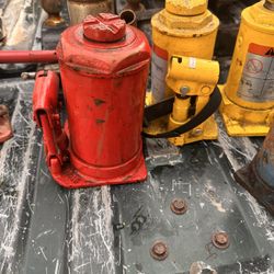 hydraulic bottle car jack