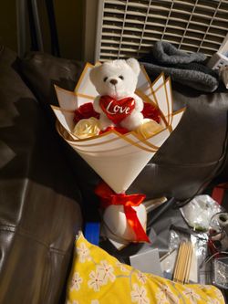 Ramos Con Peluche Con 6 Rosas 