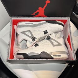Cement Jordan 4