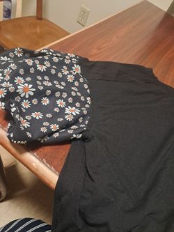 Black Daisy Print Top and Black Pants