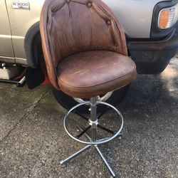 Very Nice Swivel Shop Or Barstool Only $30 Firm