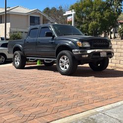 2002 Toyota Tacoma SR5