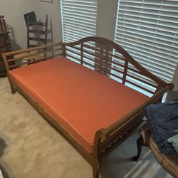 Outdoor Couch / Daybed