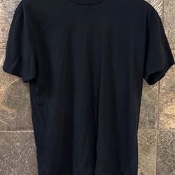 Fresh clean teas, short sleeve crewneck T-shirt, men’s size large color, black