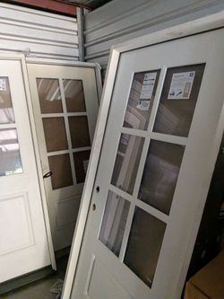36" x 80" White Fiberglass Front Door with Frame – Left & Right Hand New