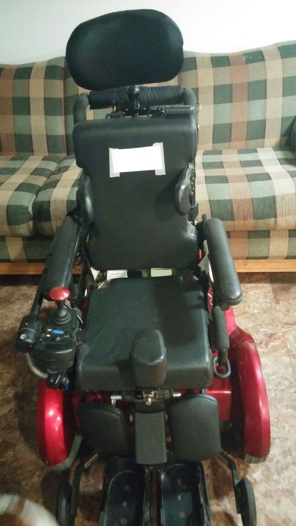 Invacare fdx power pediatric wheelchair