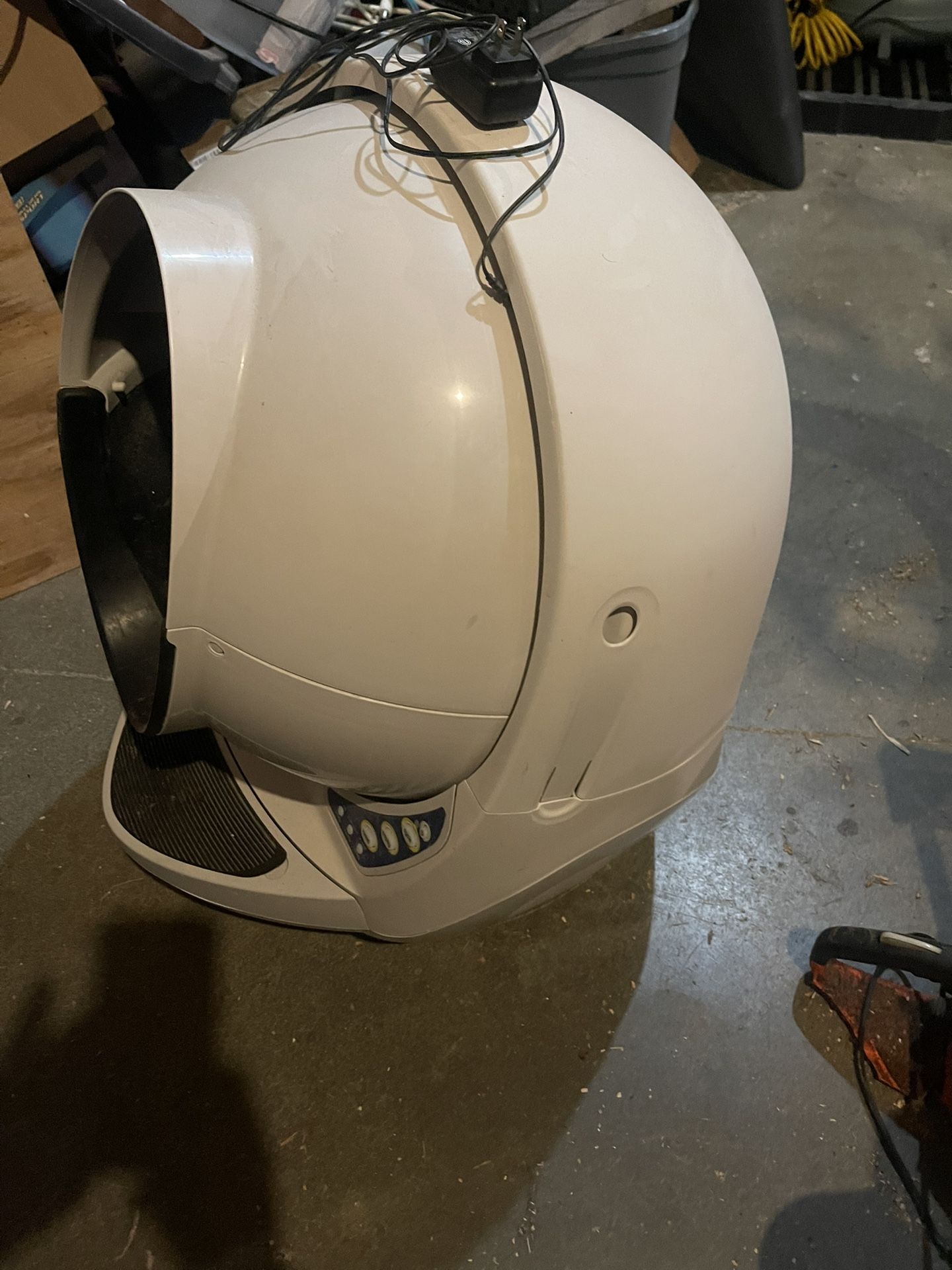 Automatic Cat Box