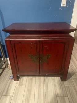 Hammary Hidden Treasures Butterfly Accent Cabinet 090-419 – Discontinued