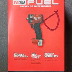 Milwaukee M18 3/8" Compact Impact Wrench 
