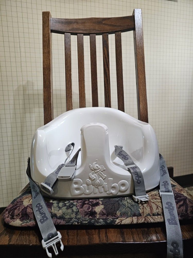Bimbo Booster Chair