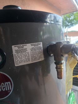 Rheem Universal  Comercial