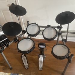 Simmons Titan 50 Electric Drum Kit