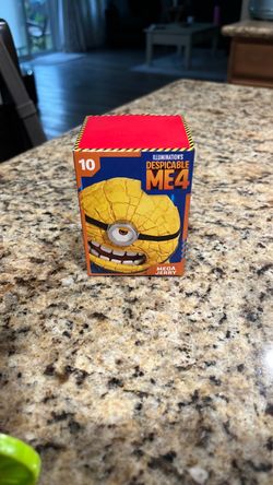 Despicable Me 4 Mega Jerry Figure #10