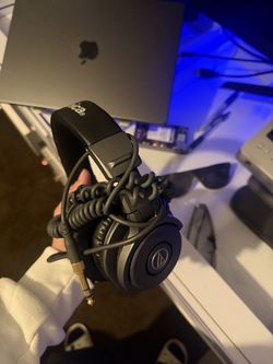Studio headset