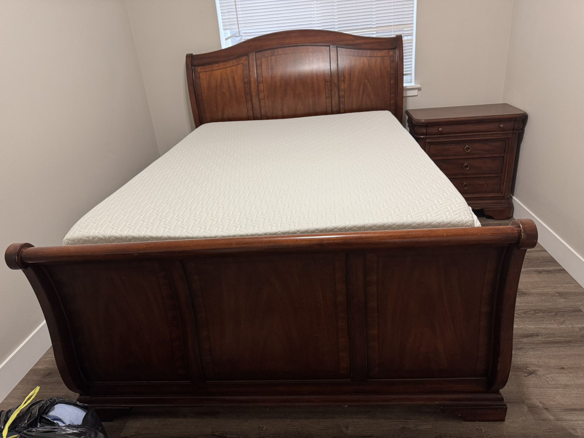 Queen Size Bed Frame (mattress included if wanted)
