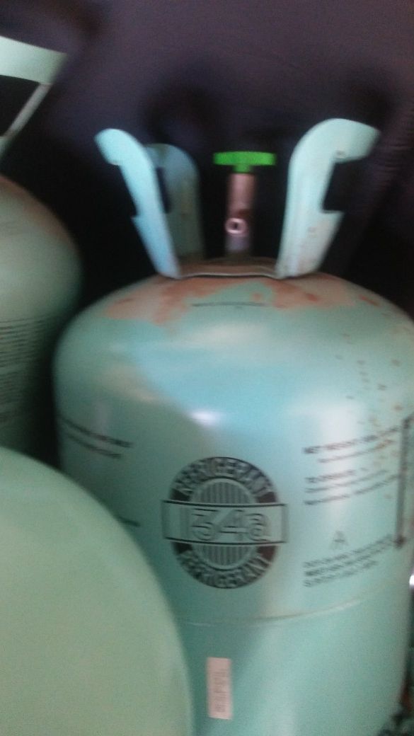 3 empty freon tanks for Sale in Houston, TX OfferUp