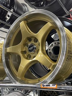 15" 4-LUG COMPACT & SEDAN RIMS (4X100 & 4X114.3) ​Vehicle Fitment: Dual-drilled or specific fit options designed for popular compact cars and sedans l