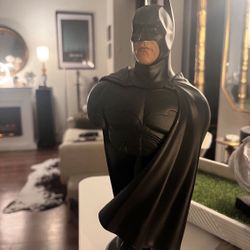 RARE Batman Begins Outfit / The Dark Knight 10” Realistic Statue Bust 