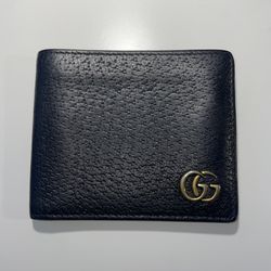 Gucci Marmont Leather Bi-Fold Wallet