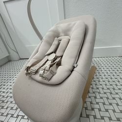 Stokke® Yoga™ Baby Bouncer & Swing