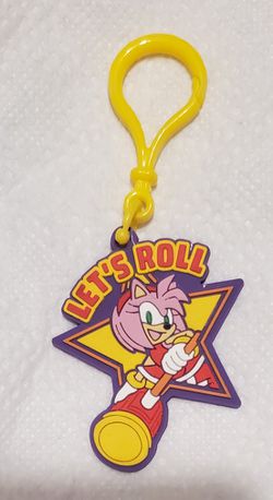 SONIC THE HEDGEHOG  " AMY   LET'S  ROLL "" SEGA  / BACKPACK CHARM   CLIP PRE-OWNED  Thumbnail